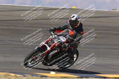 media/Nov-06-2023-Moto Forza (Mon) [[ce023d0744]]/4-Beginner Group/Session 2 (Bowl Tight Speed)/